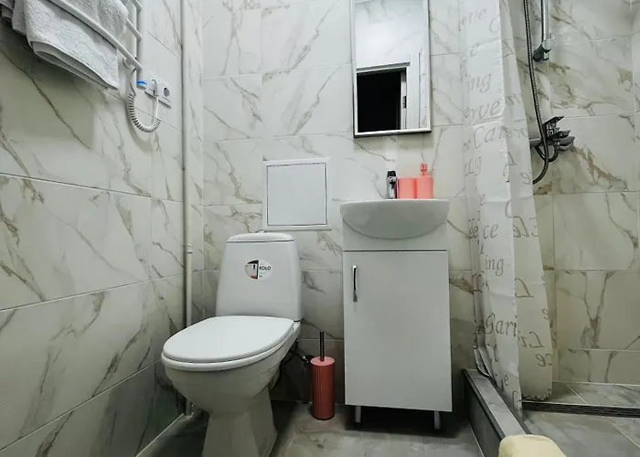 поряд дорослої і дитячої лікарні біля миколайчука, орлика Leópolis